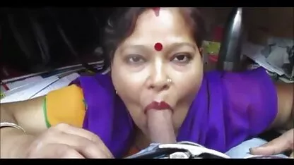 सेक्सी सेक्सी मूवी bf सेक्सी कुतिया मर्सिडीज करारा काला डिक से उच्च हो जाता है