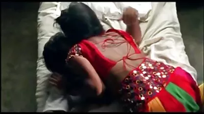 नेग्रिटोस दोषियों ने सेक्सी मूवी वीडियो सेक्सी मूवी पिगल्स के साथ एक गोरा गड़बड़ कर दिया
