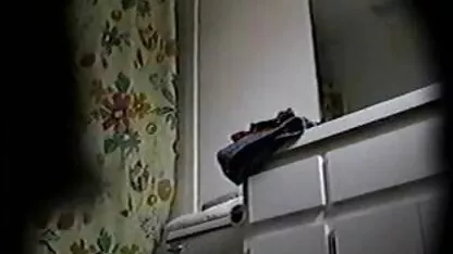 एक बहुत पतली लड़की एक प्यारा मालिशिया के हिंदी में सेक्सी पिक्चर मूवी साथ गुदा में बकवास करती है